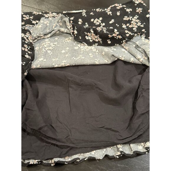 Abercrombie & Fitch Black Floral Large Whimsigoth Mini Skirt Womens Large - Picture 6 of 12